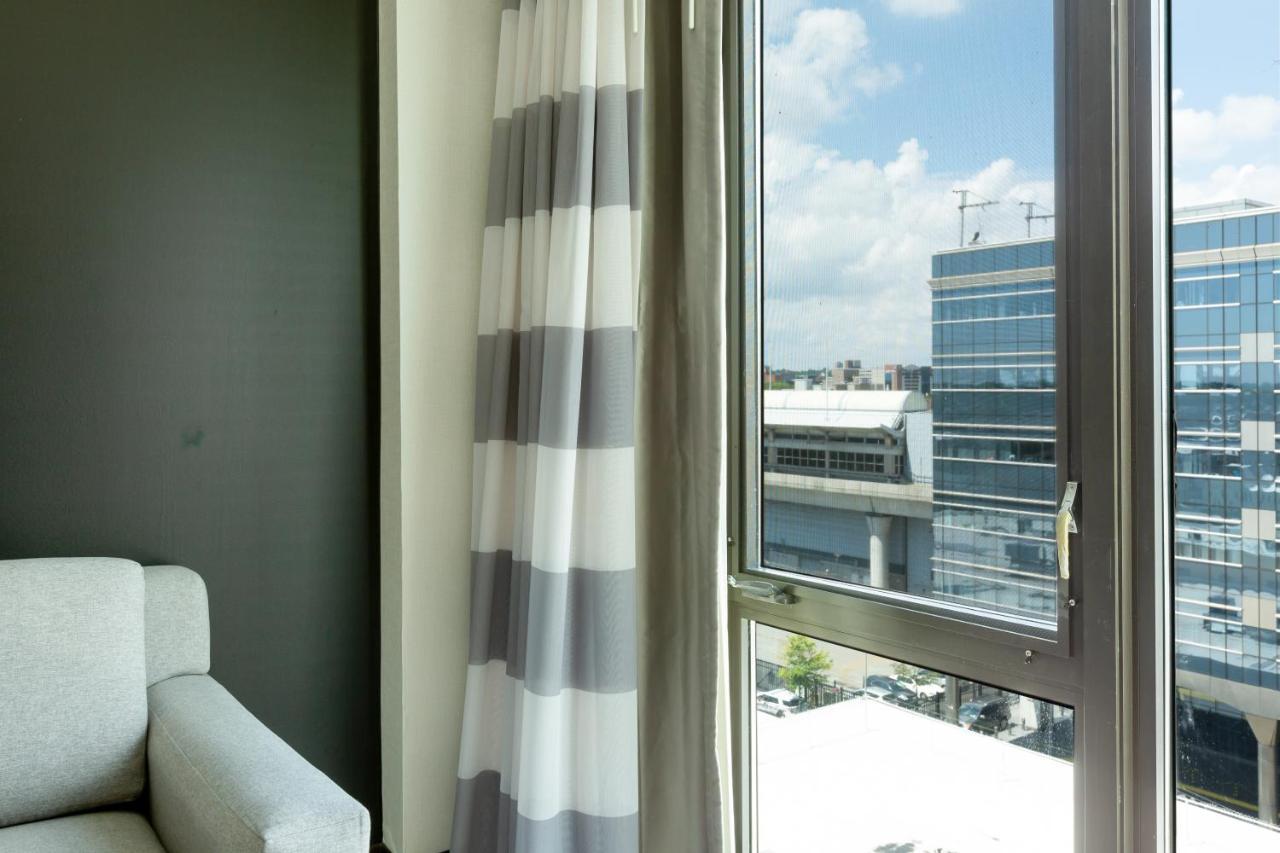 Hotel Ninety Five - Jfk Airport New York Exterior foto